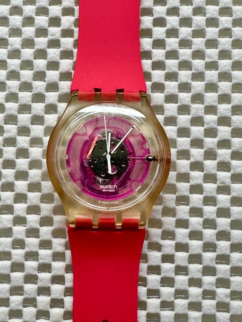 Swatch Watch Jelly in Jelly Pink Sea SUJK103 Vintage 2006